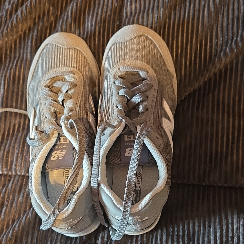 New Balance Womens' Light Gray Lace-Up Sneakers